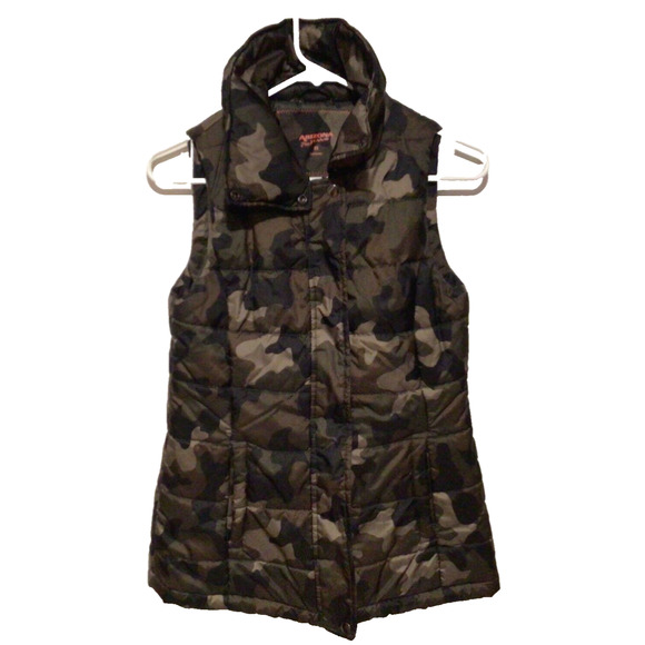 Arizona Jean Co Women’s Camo Puffer Vest Full Zip Sleeveless Jacket XS - Picture 1 of 3